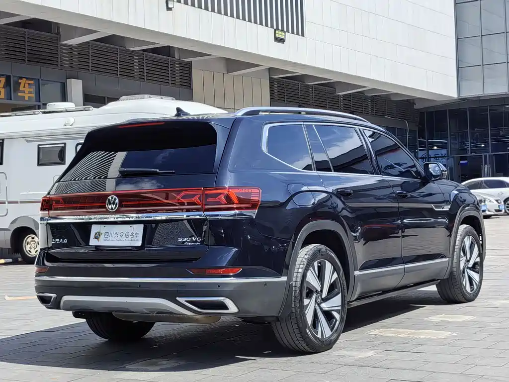 Touron 2024 530 V6 four-wheel drive luxury version купить на сайте DeffCars