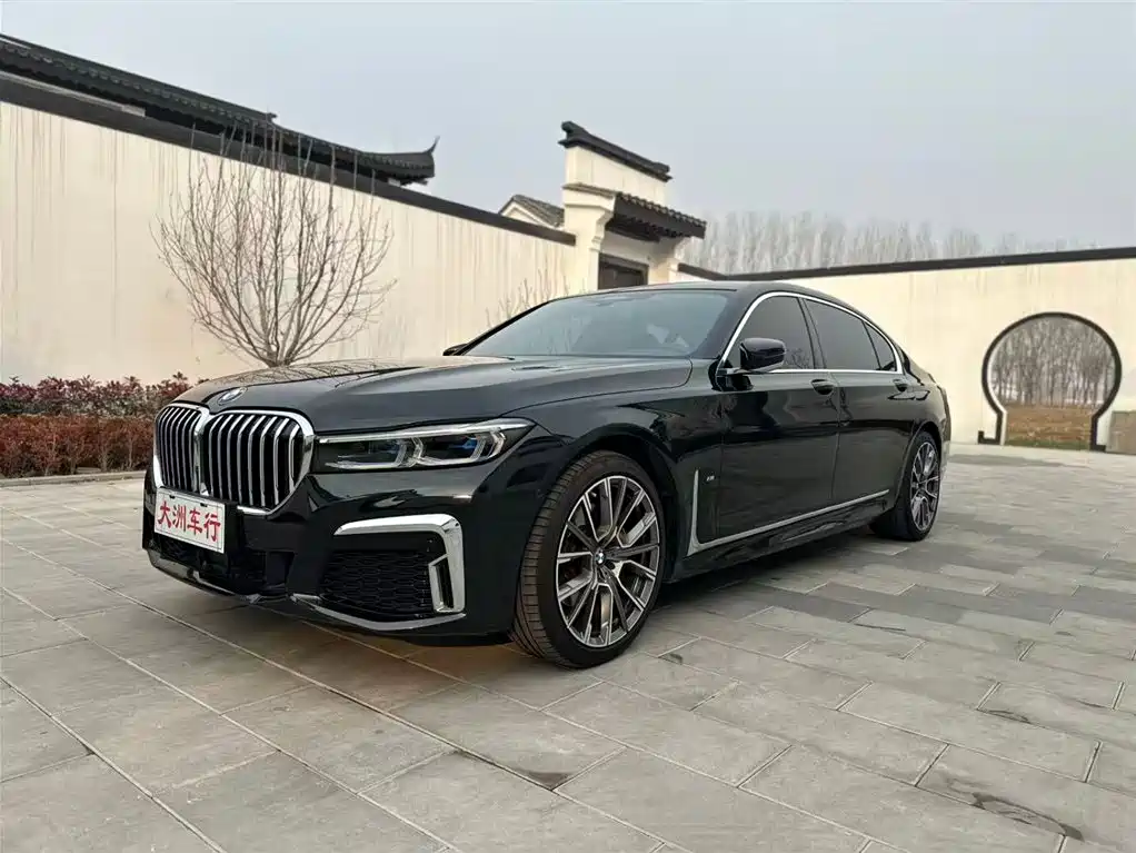 BMW 7 Series 2021 740Li xDrive Executive M Sports Package купить на сайте DeffCars