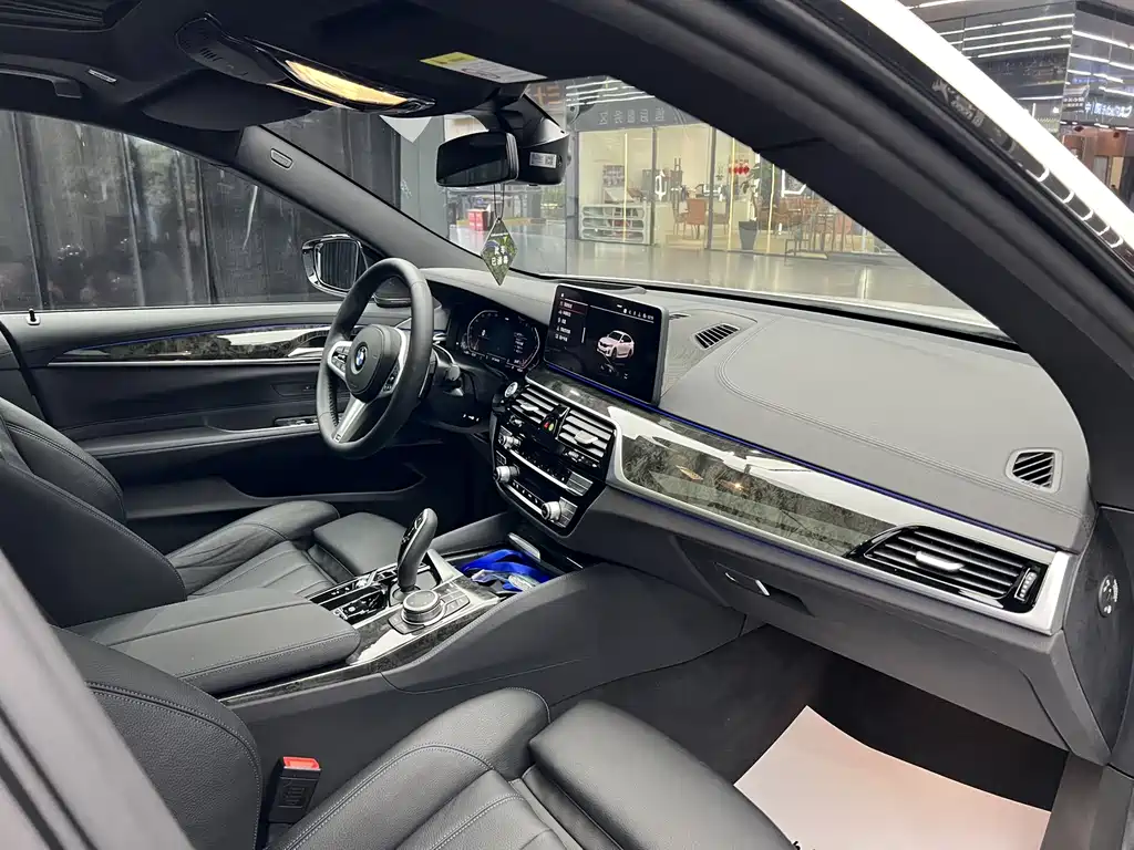 BMW 6 Series GT 2021 facelift 630i M Sports Package купить на сайте DeffCars