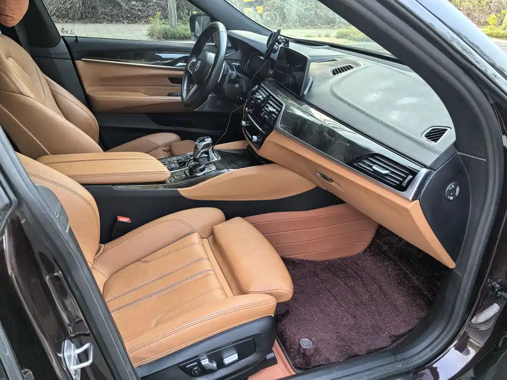 BMW 6 Series GT 2018 630i M Sports Package купить на сайте DeffCars