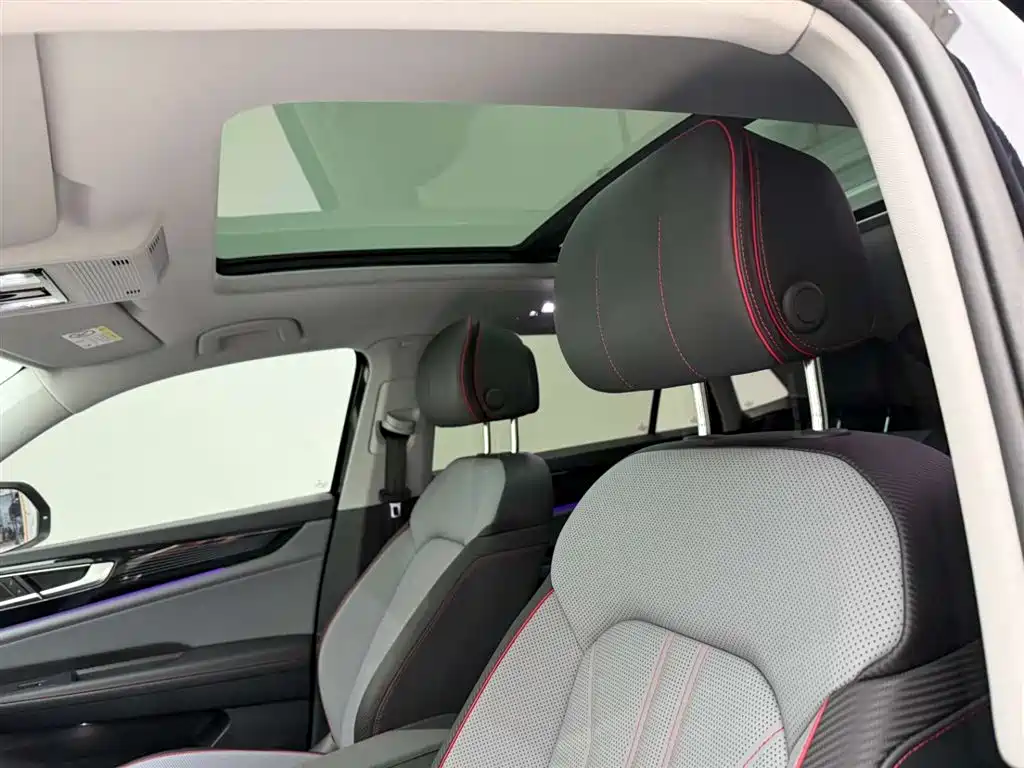 Touron 2024 Touron X 380TSI four-wheel drive luxury version купить на сайте DeffCars