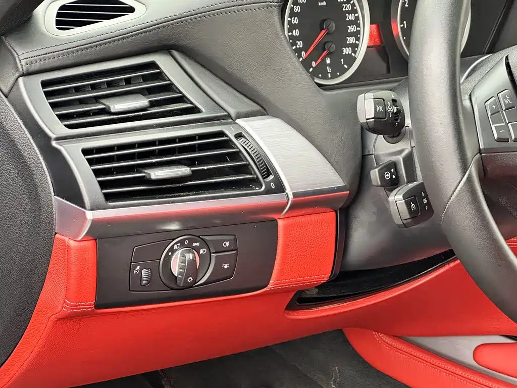 BMW X6 M 2013 X6 M купить на сайте DeffCars