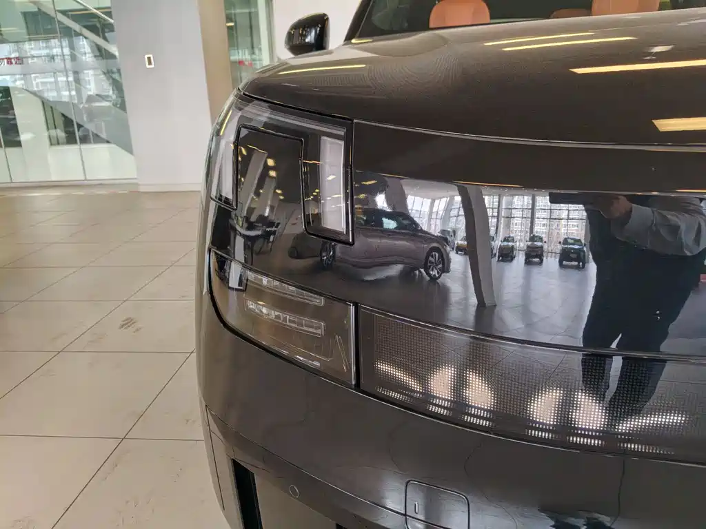 Lynk & Co 900 2025 1.5T Ultra купить на сайте DeffCars