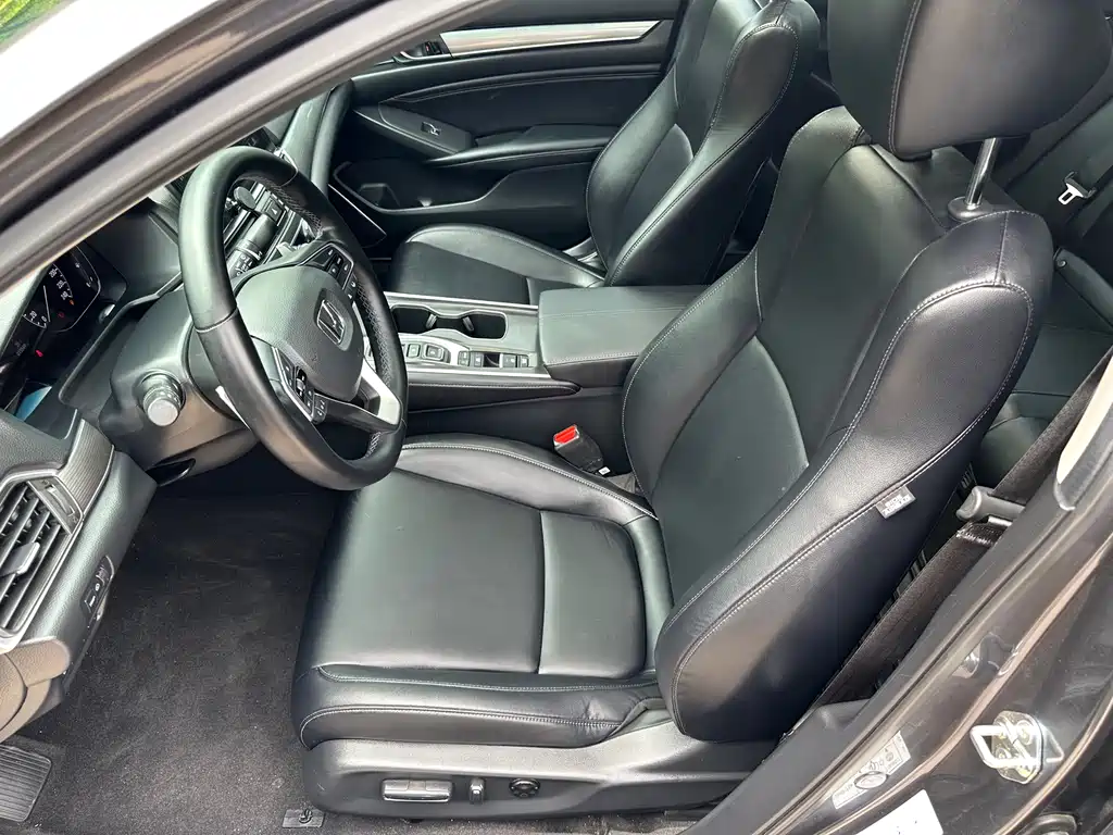 Accord 2022 Sharp Hybrid 2.0L Sharp Collar Edition купить на сайте DeffCars