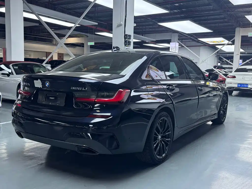 BMW 3 Series 2021 325Li M Sports Night Package купить на сайте DeffCars