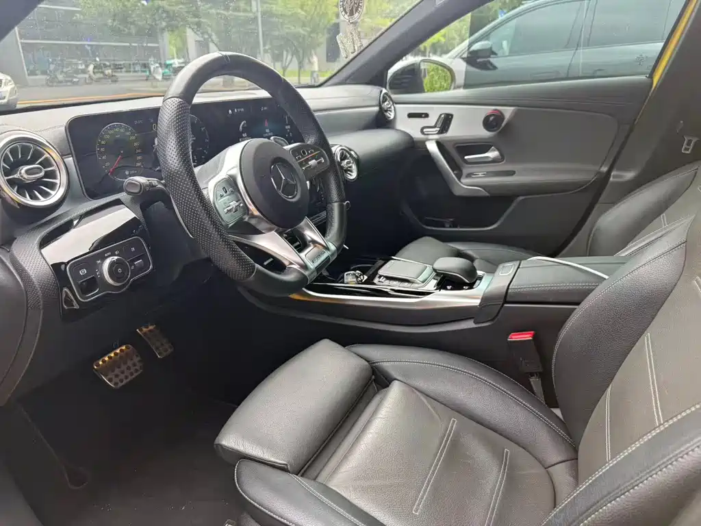 Mercedes A-Class AMG (импорт) 2020 A 35 4MATIC купить на сайте DeffCars