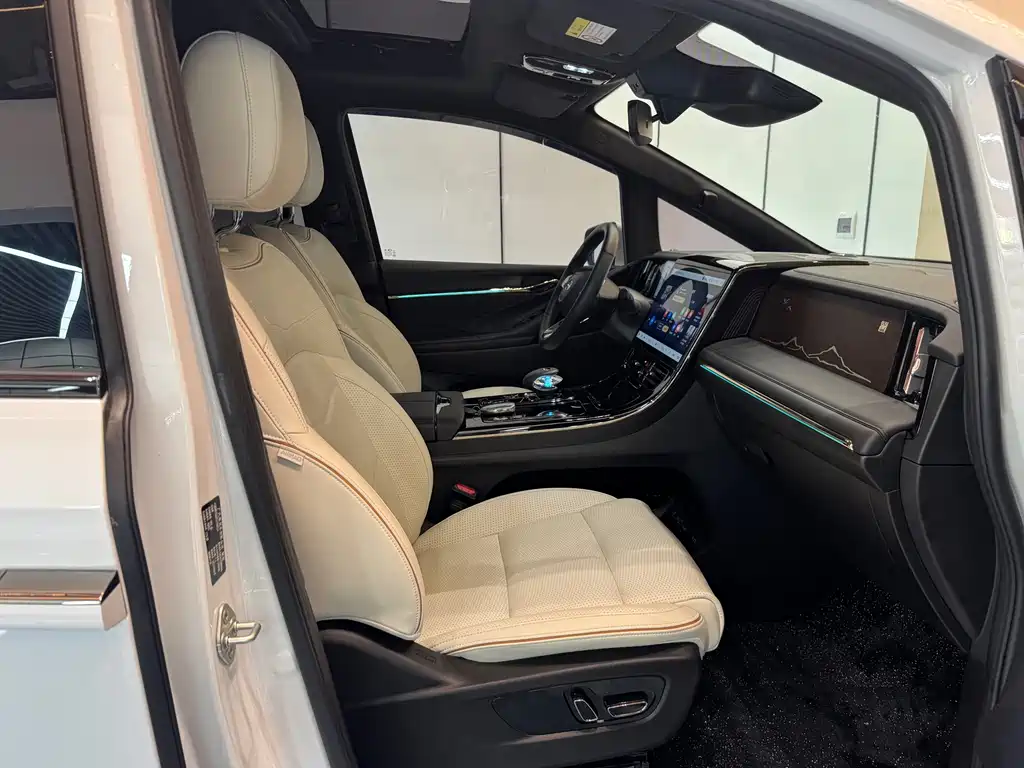 Trumpchi M8 2023 Grandmaster Series 400T Flagship Edition купить на сайте DeffCars