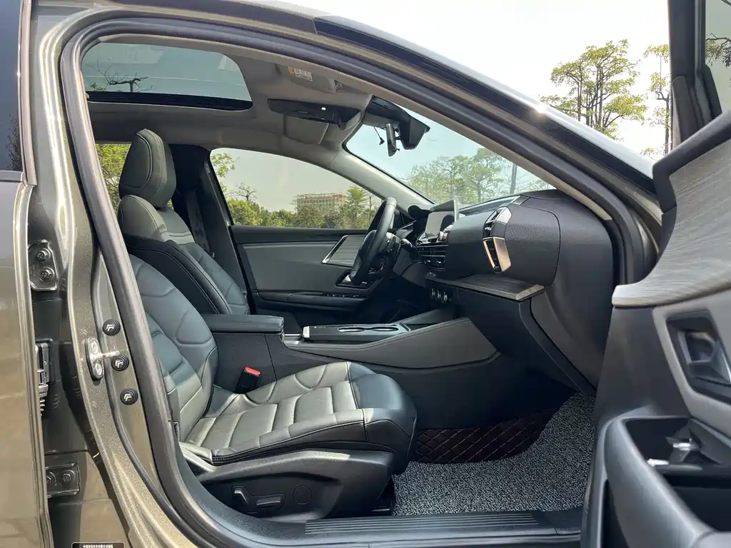 Versailles C5 купить на сайте DeffCars