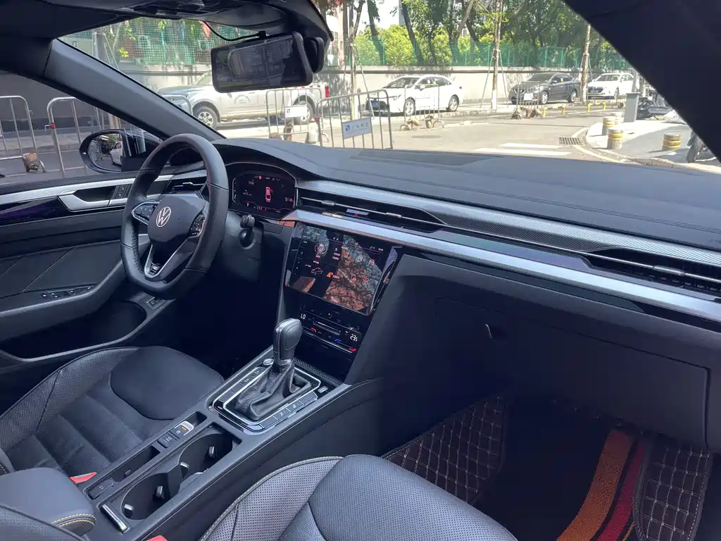 FAW-Volkswagen CC 2023 380TSI eye-catching version купить на сайте DeffCars