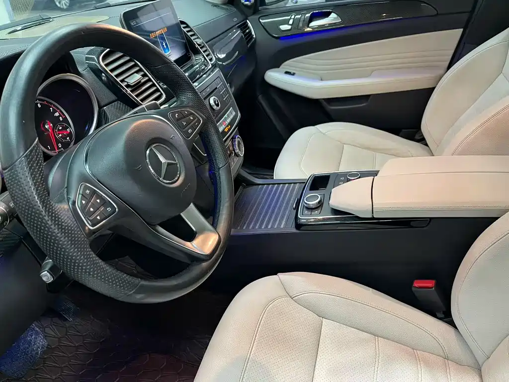 Mercedes-Benz GLE Coupe 2015 GLE 320 4MATIC Coupe SUV купить на сайте DeffCars