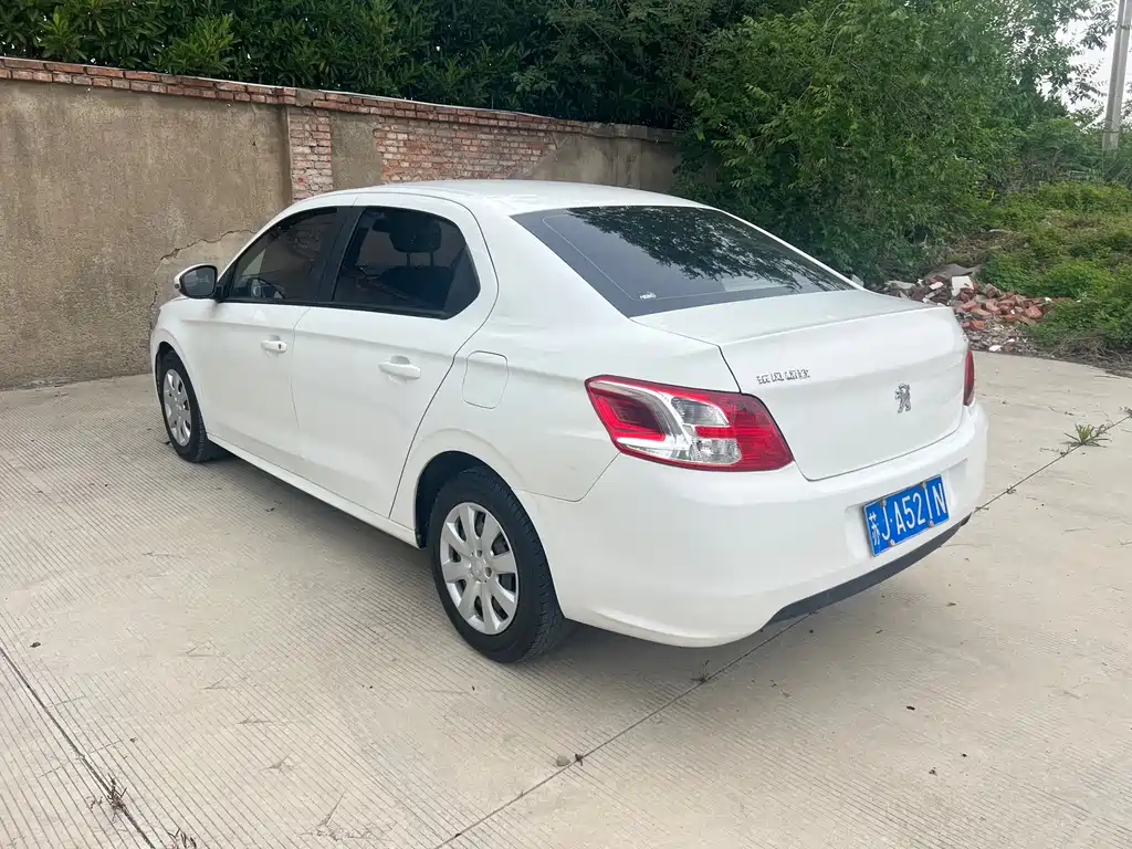Peugeot 301 2016 1.6L automatic comfort version купить на сайте DeffCars
