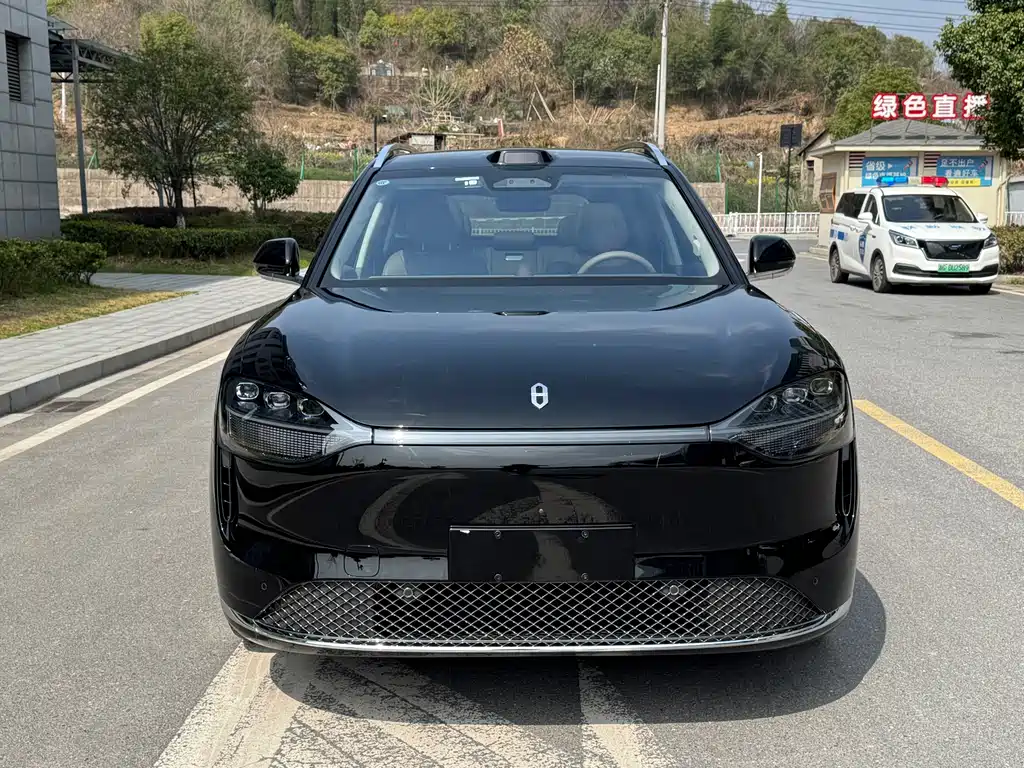 Wenjie M9 2024 pure electric Ultra version 100kWh 5-seater version купить на сайте DeffCars