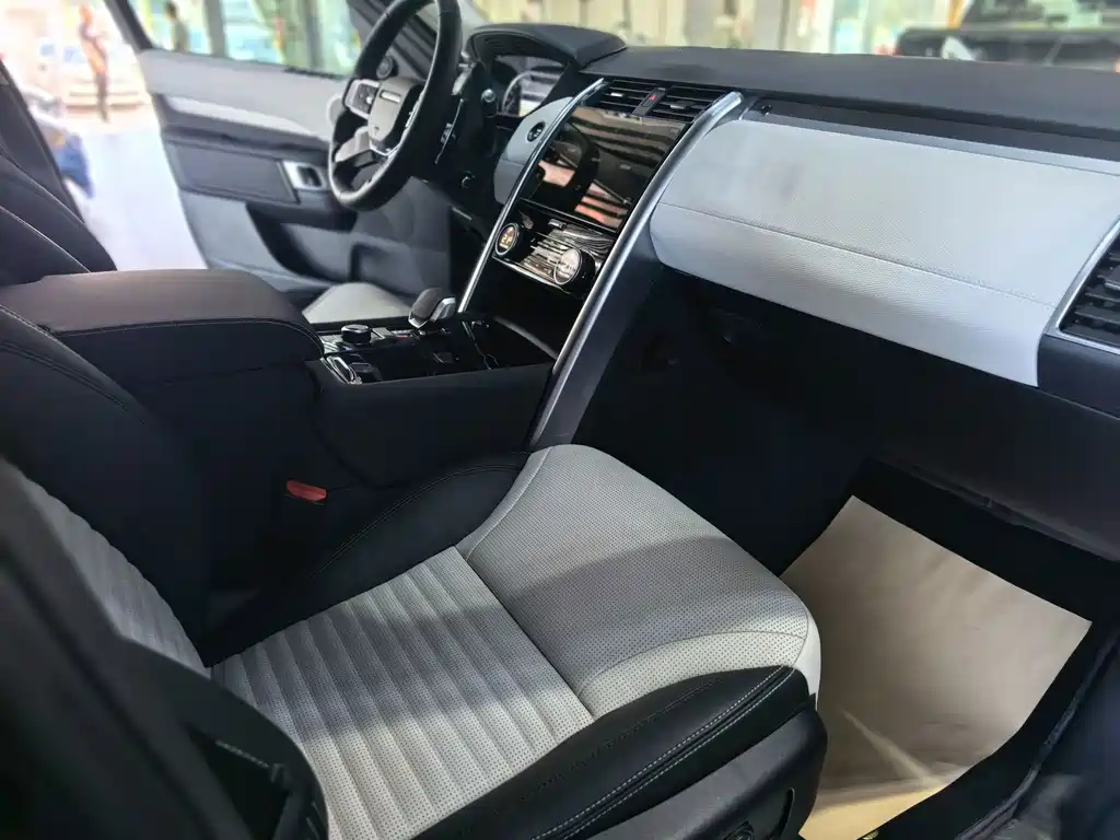Discover the 2023 360PS R-Dynamic S купить на сайте DeffCars