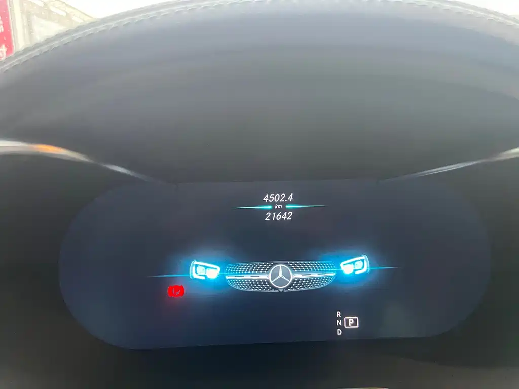 Mercedes-Benz GLC Coupe 2023 GLC 300 4MATIC Coupe SUV купить на сайте DeffCars