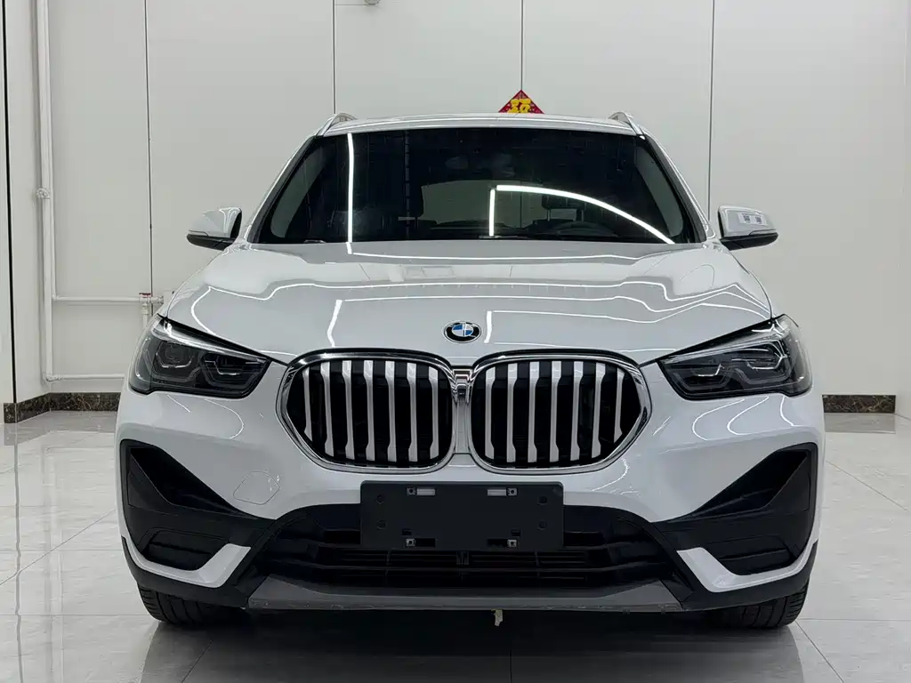 BMW X1 2021 facelift sDrive20Li fashionable model купить на сайте DeffCars