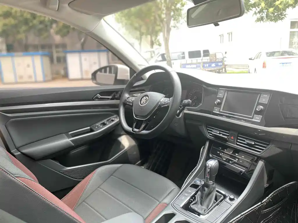 宝来 2020款 1.5L 自动精英型 купить на сайте DeffCars
