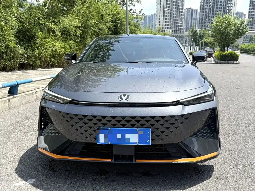 Changan UNI-V 2024 1.5T noble sports model купить на сайте DeffCars
