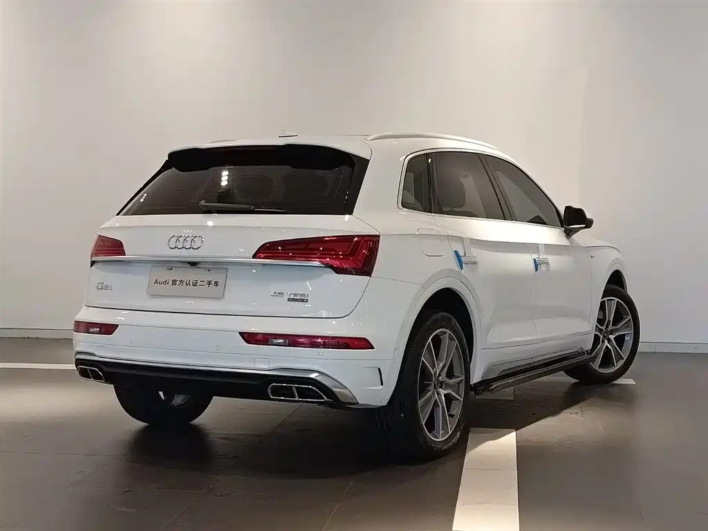 Audi Q5L 2021 45 TFSI luxury and dynamic model купить на сайте DeffCars