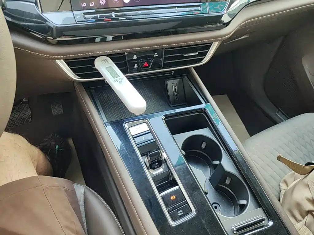 Weiran 2024 330TSI Business Edition купить на сайте DeffCars
