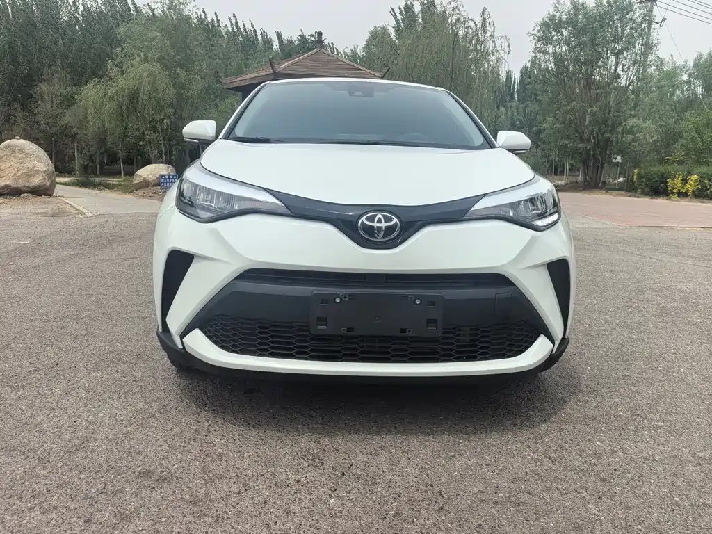 Toyota C-HR 2023 2.0L Comfort Edition купить на сайте DeffCars