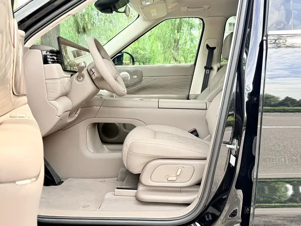 Zhiji LS9 2026 52 Ultra купить на сайте DeffCars