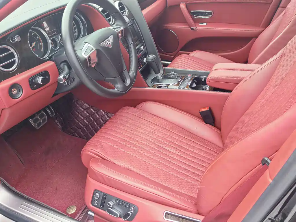 Flying Spur 2017 4.0T V8 Standard Edition купить на сайте DeffCars