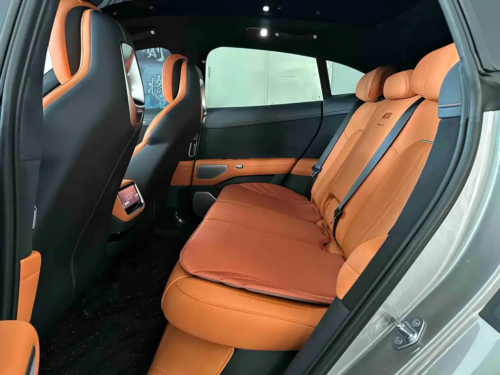 Xiaomi YU7 2025 Max version купить на сайте DeffCars