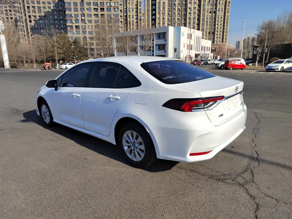 Corolla 2021 1.2T S-CVT Pioneer Edition купить на сайте DeffCars