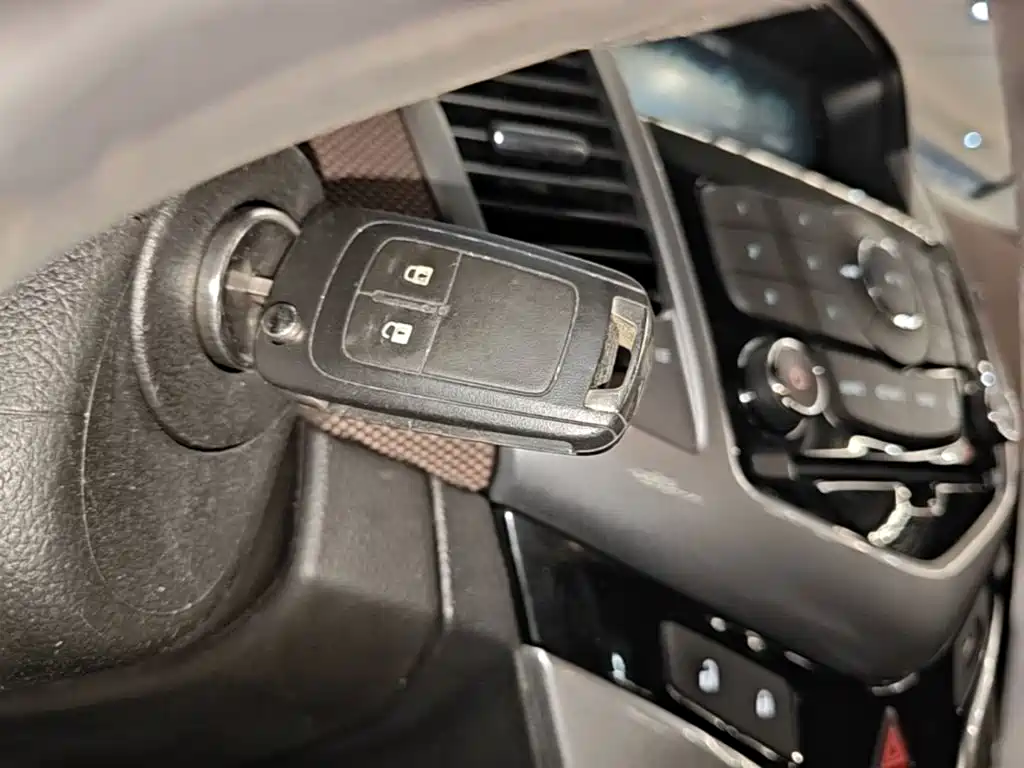Cruze 2013 hatchback 1.6L automatic luxury model купить на сайте DeffCars