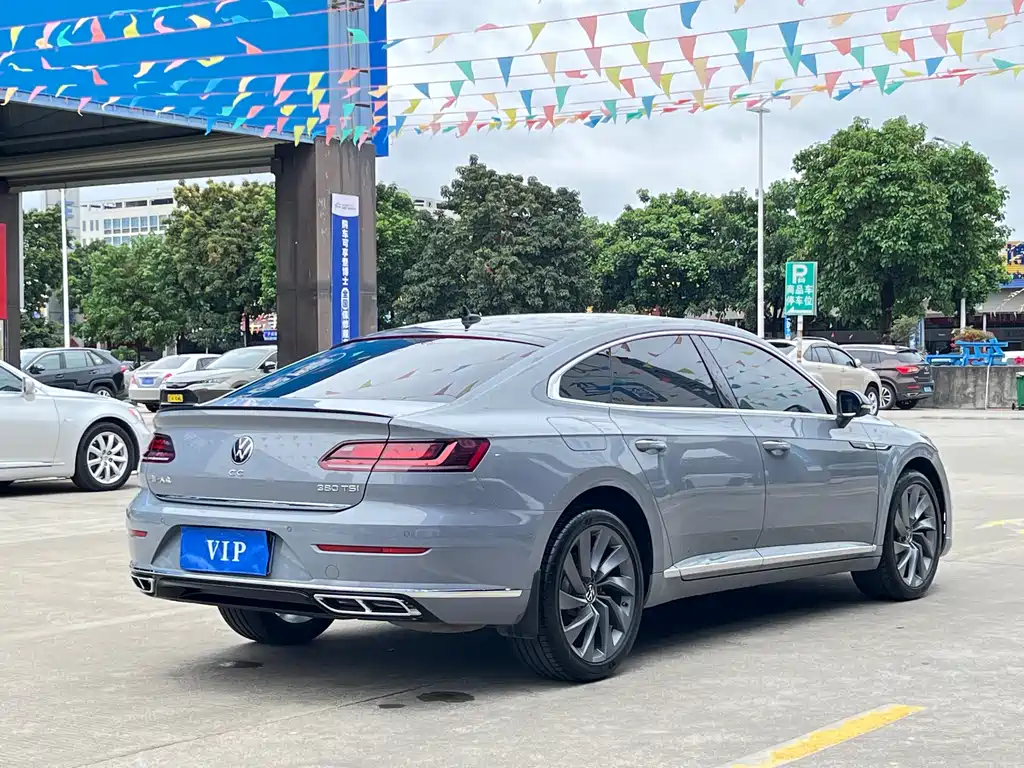 FAW-Volkswagen CC 2021 380TSI Dazzling Edition 30th Anniversary Edition купить на сайте DeffCars