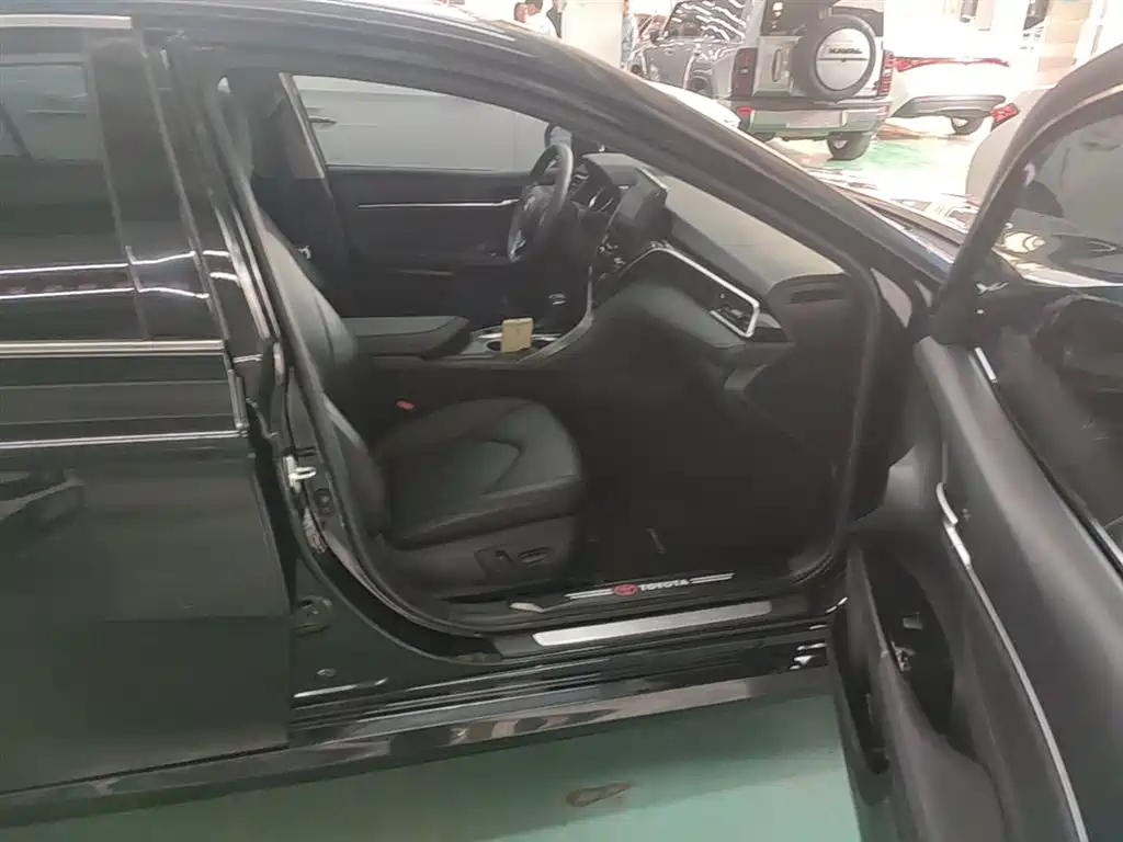 Camry 2021 2.0G Deluxe Edition купить на сайте DeffCars