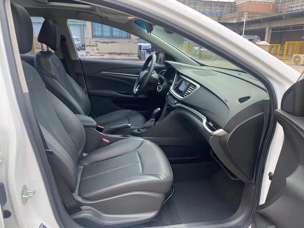Yinglang 2021 model model 1.5L automatic elite model купить на сайте DeffCars