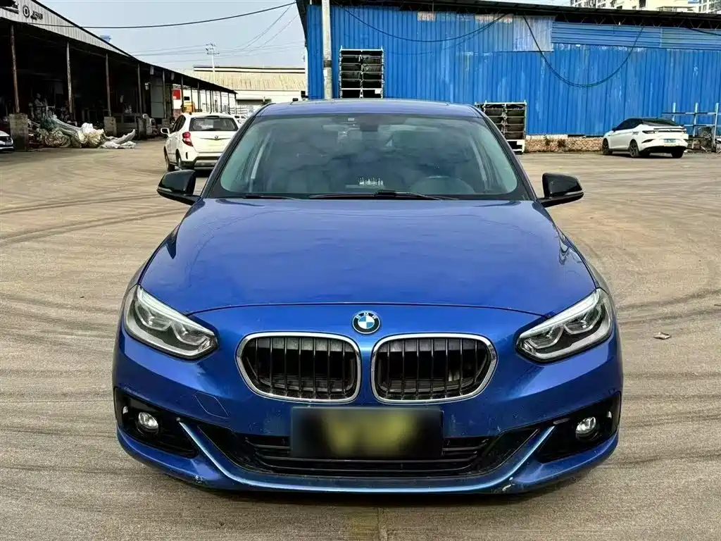 BMW 1 Series 2017 118i Sports купить на сайте DeffCars