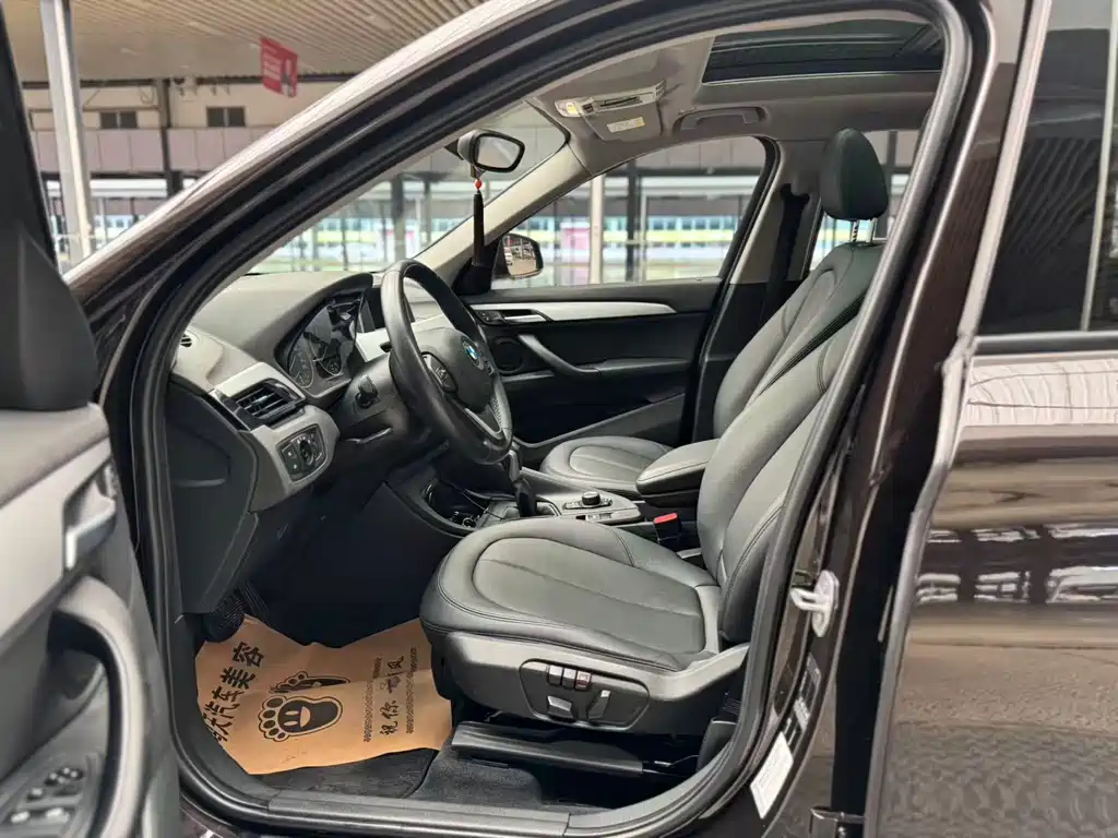 BMW X1 2016 sDrive18Li Fashion Model купить на сайте DeffCars