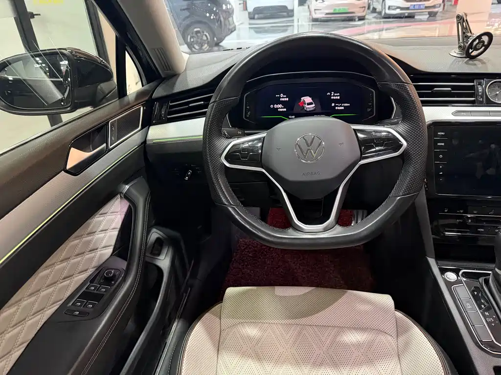 Magotan 2023 2 million commemorative edition 330TSI DSG luxury model купить на сайте DeffCars