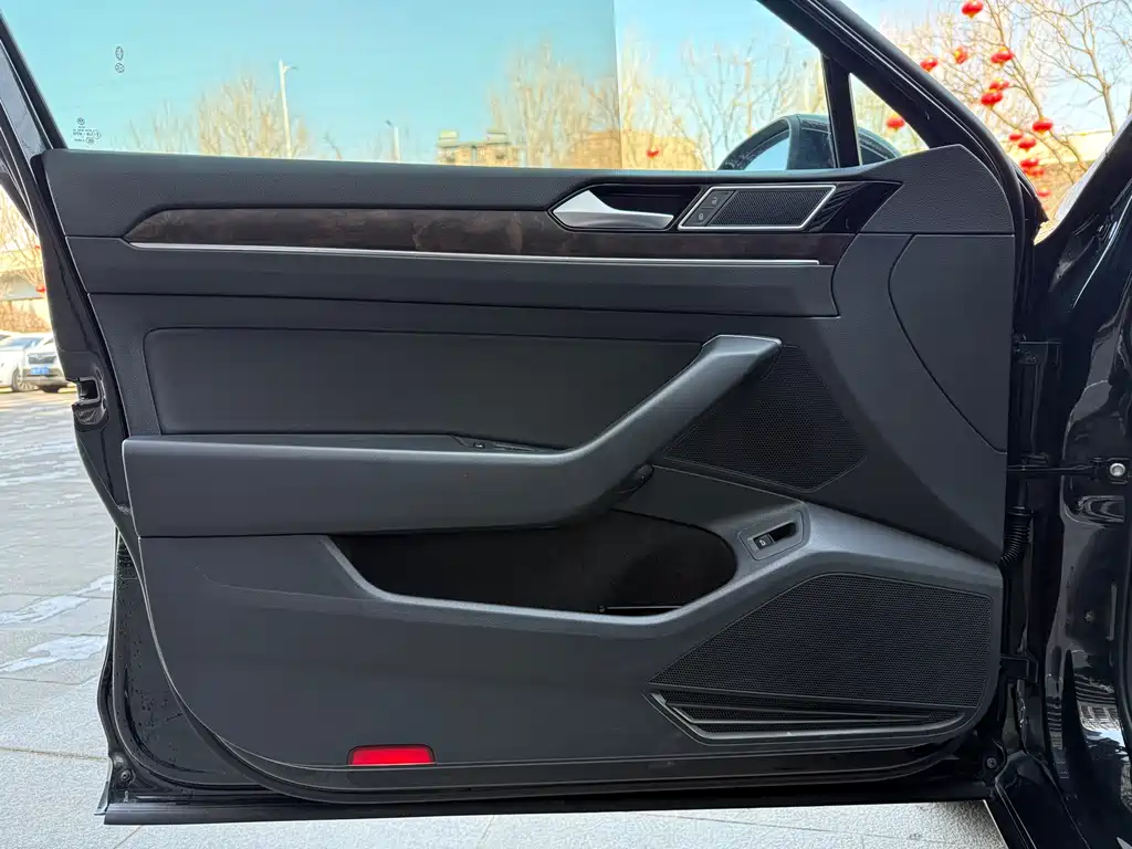 Magotan 2018 330TSI DSG luxury model купить на сайте DeffCars