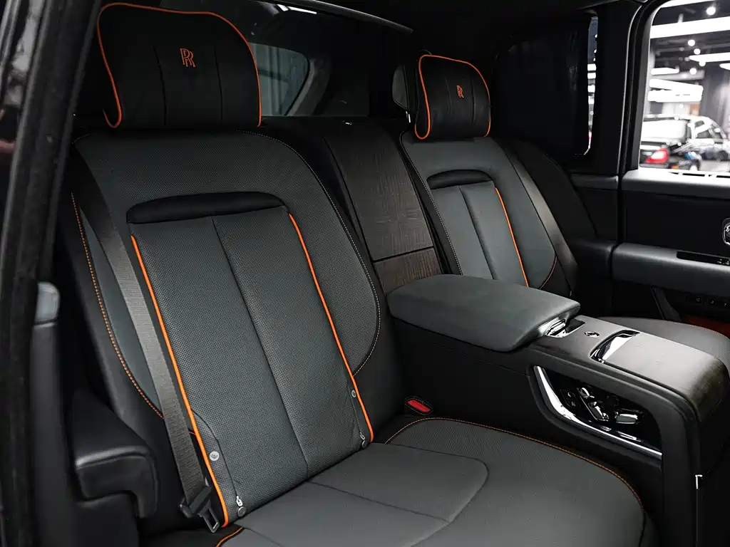 Cullinan 2018 four-seat version купить на сайте DeffCars