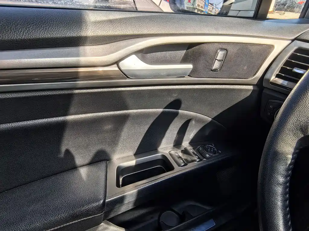Mondeo 2020 EcoBoost 200 Fashion Model купить на сайте DeffCars