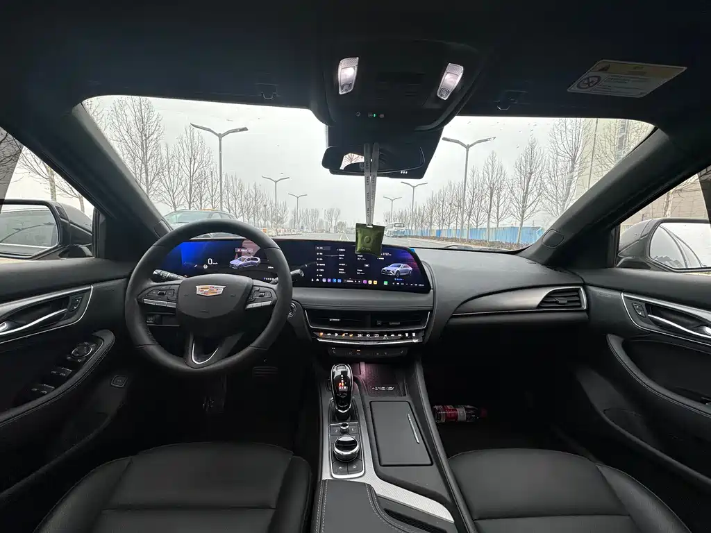 Cadillac CT5 2025 28T Urban Sports Edition купить на сайте DeffCars