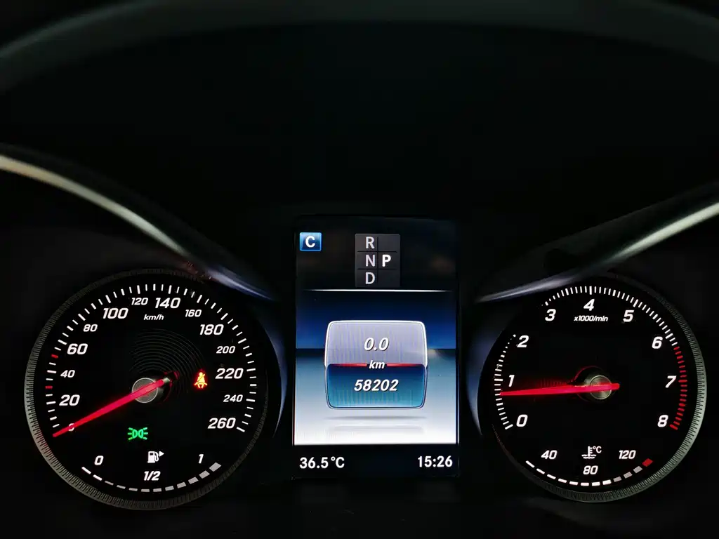 Mercedes-Benz GLC 2016 GLC 200 4MATIC купить на сайте DeffCars
