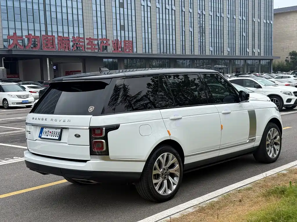 Range Rover 2021 3.0 L6 Legendary Extended Classic Edition купить на сайте DeffCars