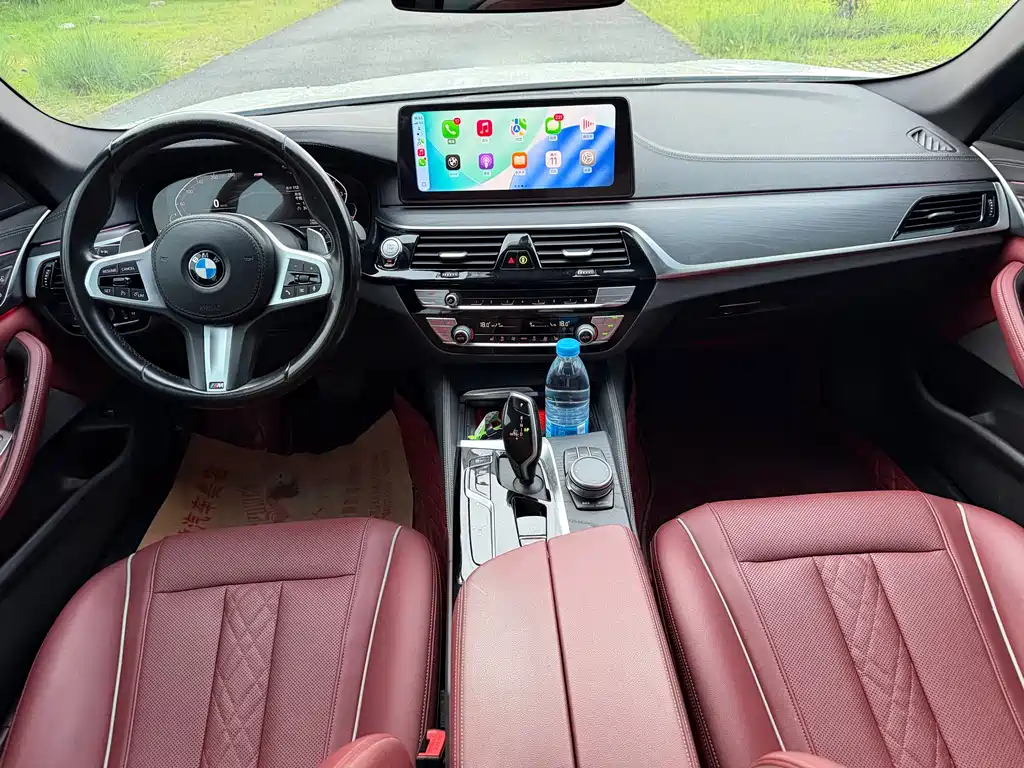 BMW 5 Series 2022 530Li Leading Luxury Package купить на сайте DeffCars