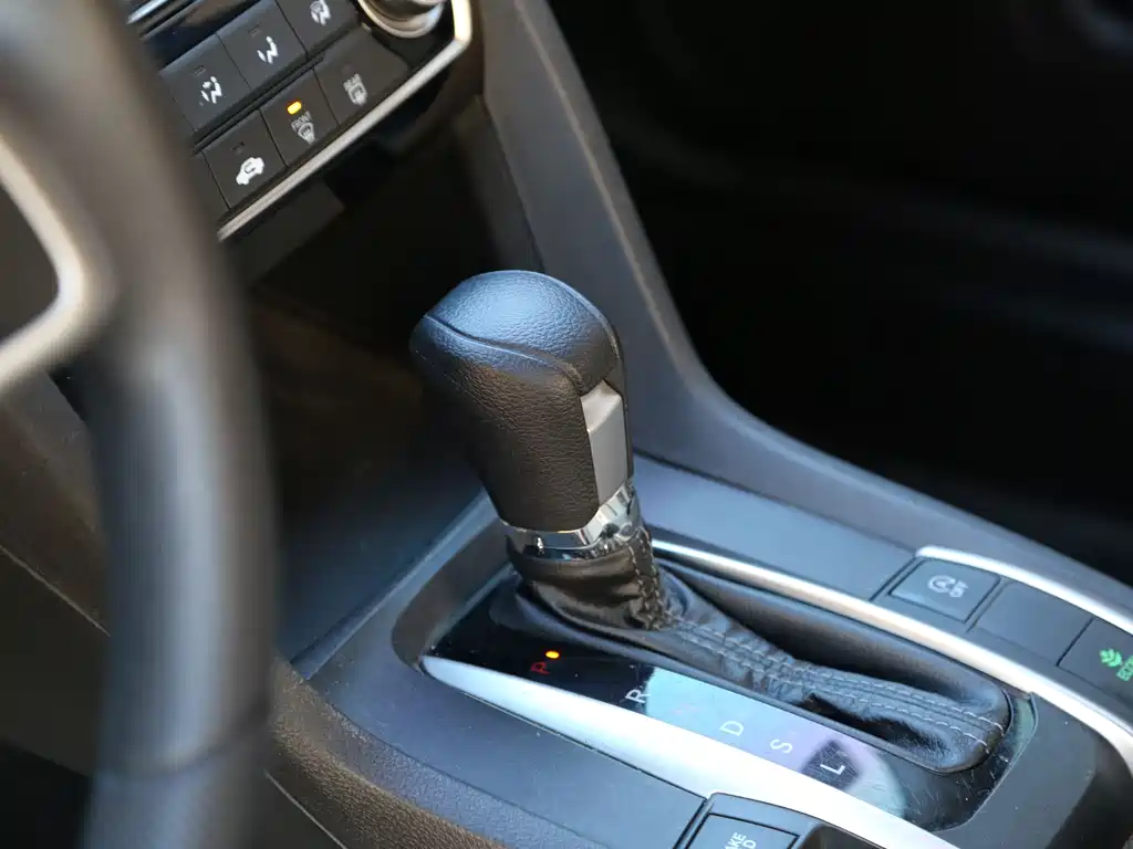 Civic 2016 180TURBO CVT Comfort Edition купить на сайте DeffCars