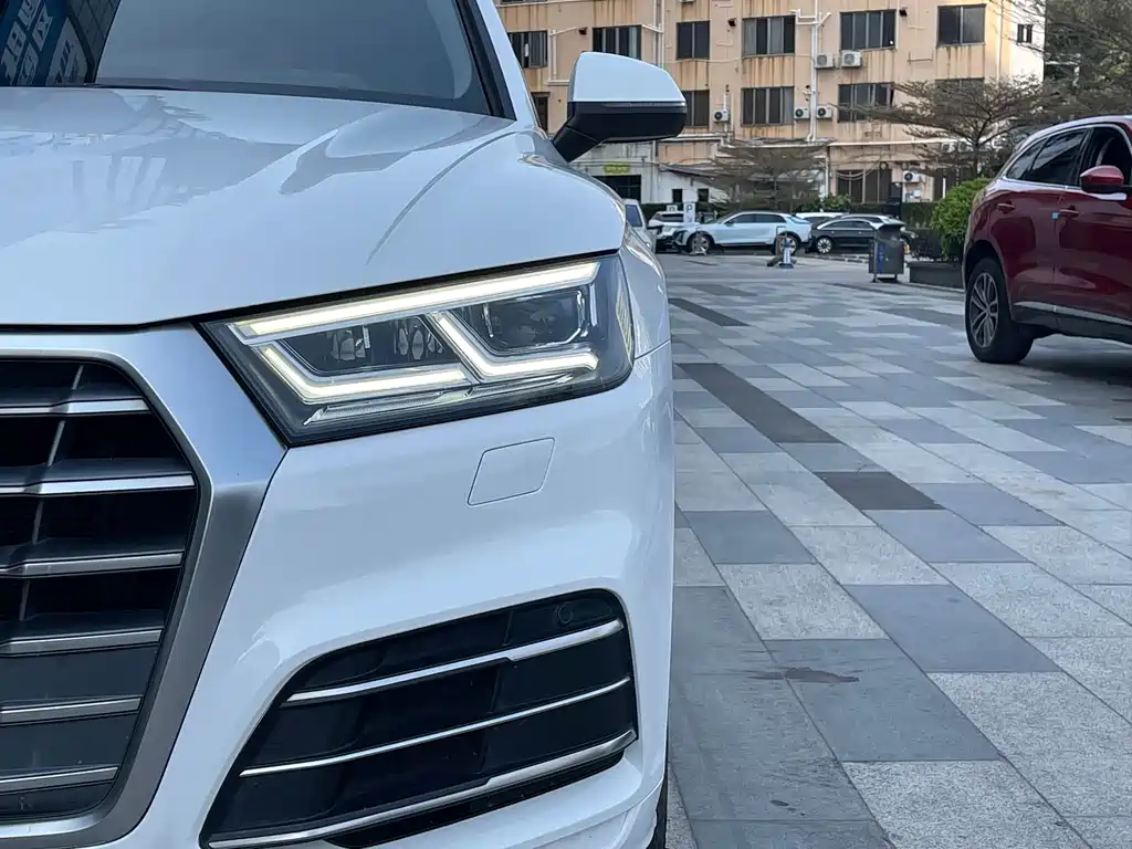 Audi Q5L 2018 40 TFSI Fashion Country V купить на сайте DeffCars