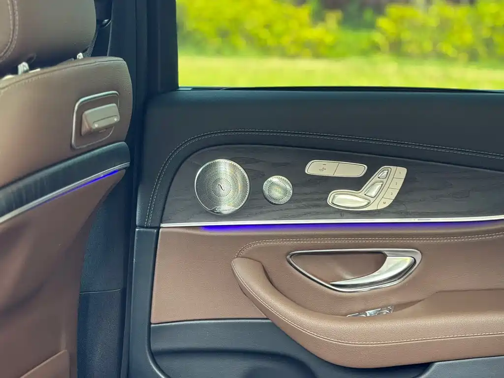 Mercedes-Benz E-Class 2020 Facelift E 300 L Sports Special Edition купить на сайте DeffCars