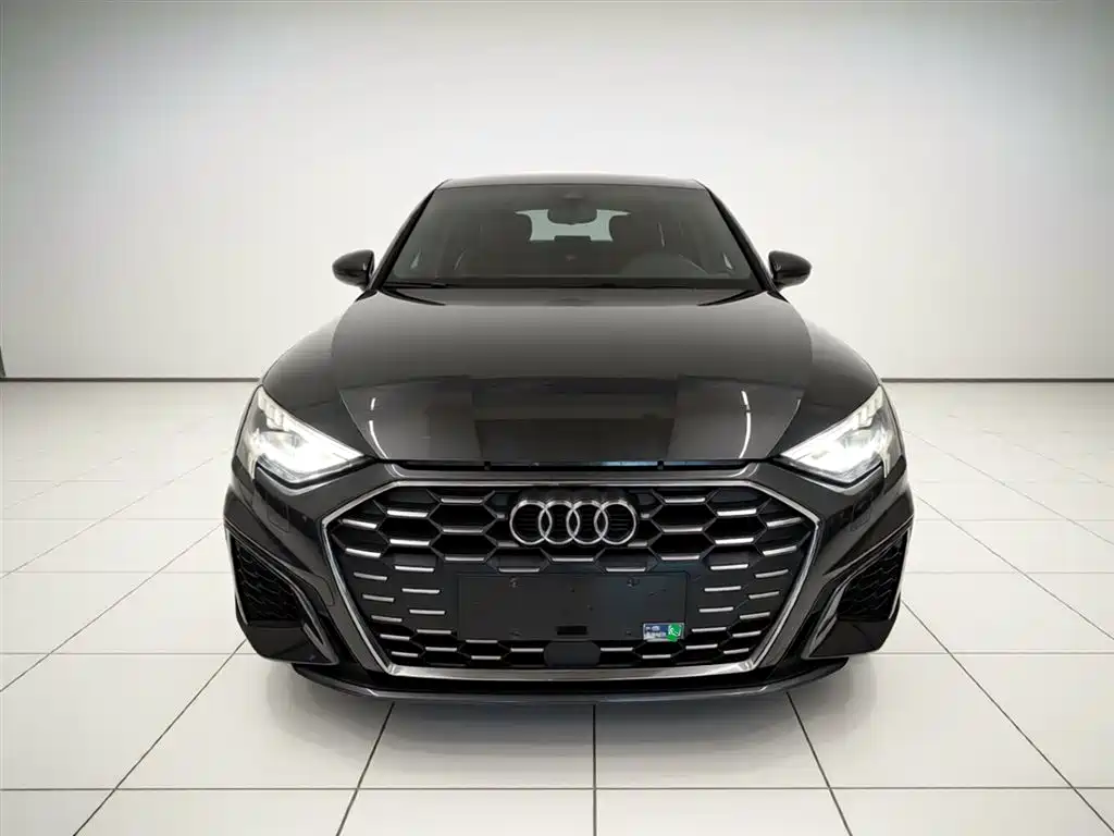 Audi A3 2021 Sportback 35 TFSI aggressive sports model купить на сайте DeffCars