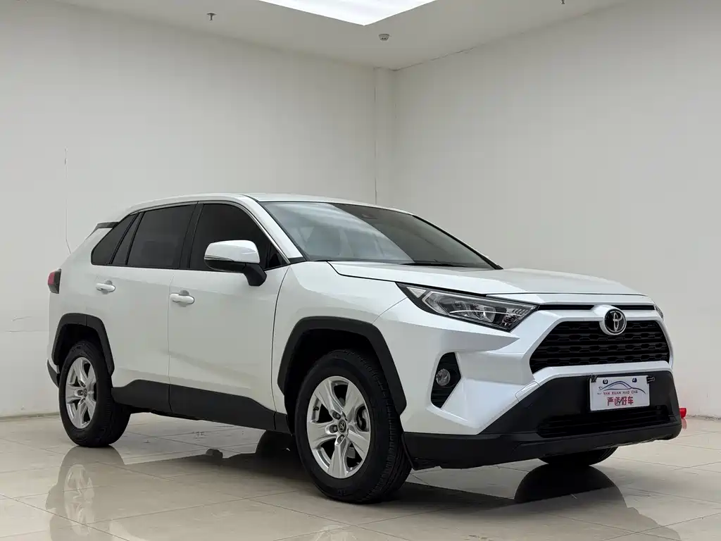 RAV4 Rongfang 2022 2.0L CVT two-wheel drive urban version купить на сайте DeffCars