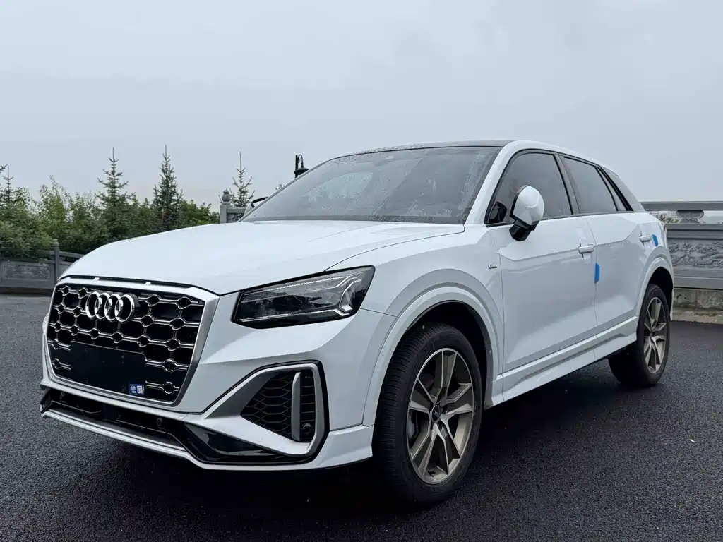 Audi Q2L 2022 35 TFSI fashionable and dynamic купить на сайте DeffCars