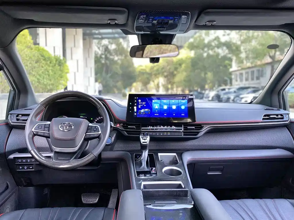 SIENNA 2023 2.5L Hybrid Comfort Edition купить на сайте DeffCars
