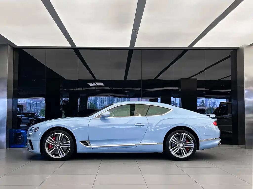 Continental 2022 4.0T GT V8 купить на сайте DeffCars